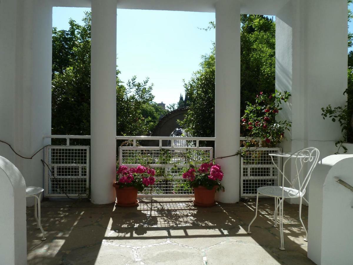 Maison Butterfly Bed & Breakfast Puissalicon Exterior foto