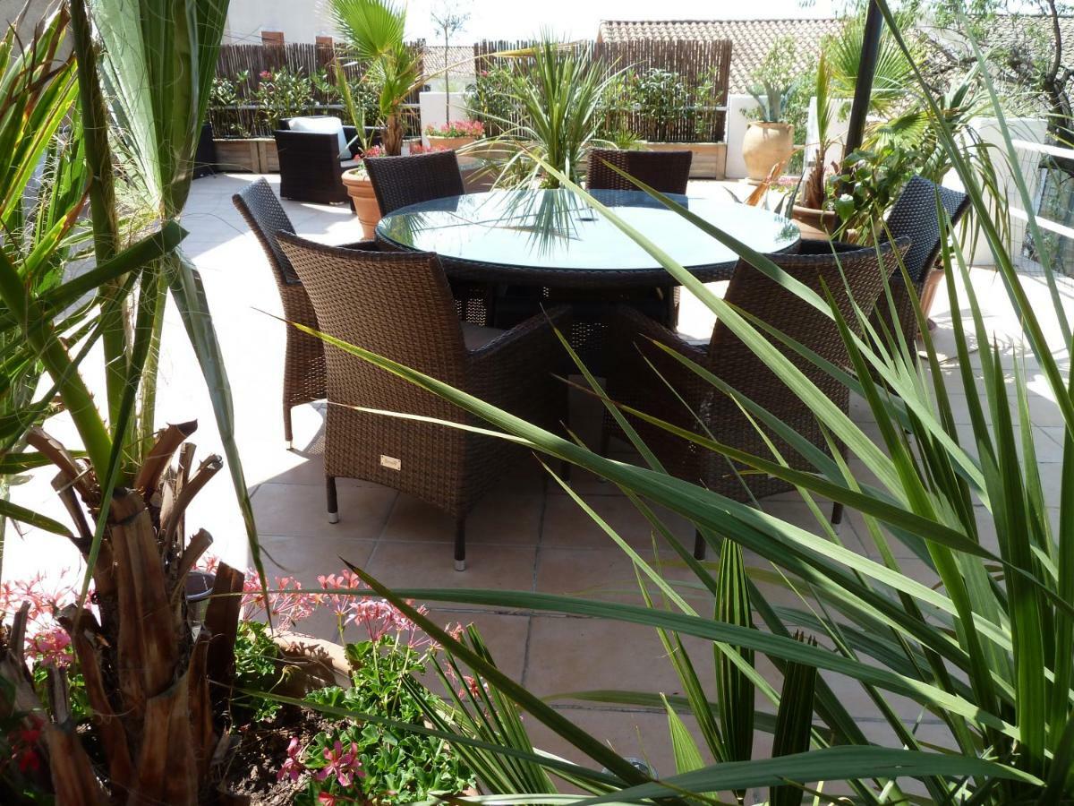 Maison Butterfly Bed & Breakfast Puissalicon Exterior foto